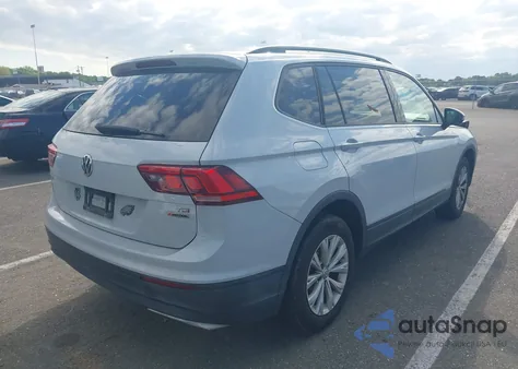 2018 Volkswagen Tiguan 2.0T S z USA, uszkodzony, nr VIN 3VV0B7AX5JM025815